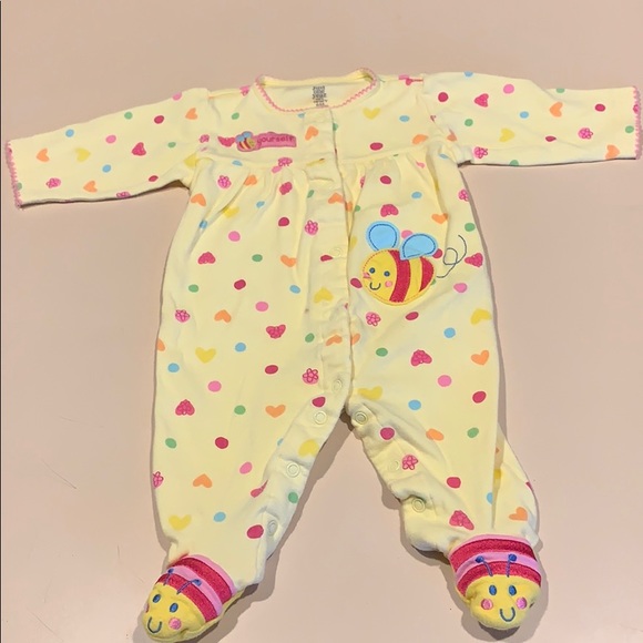 Little Me Infants Bundle of 4 onesies with feet size 6 months - Picture 4 of 8